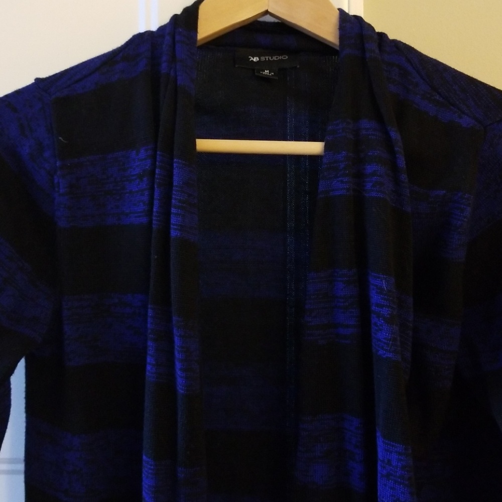 Cardigan - Picture 2 of 2